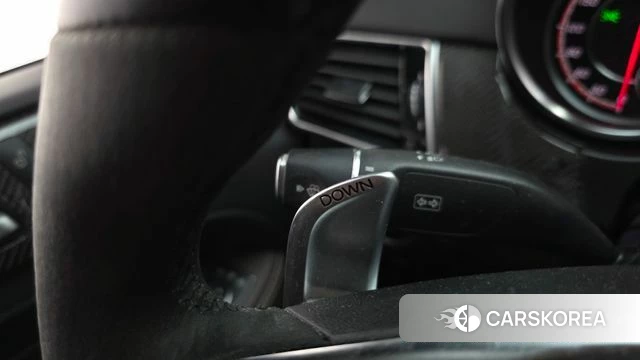 Mercedes-Benz GLE - Class W166 id 4785381 из Кореи 28