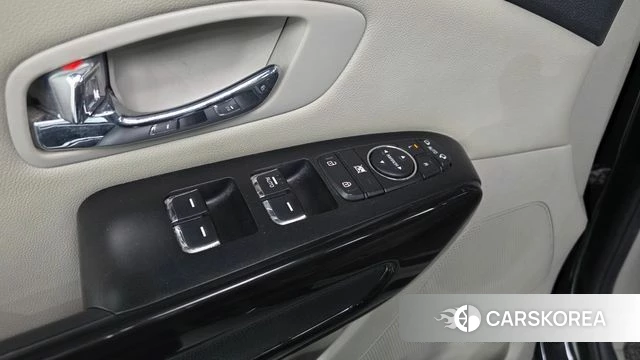 Kia The New Carnival id 4525401 из Кореи 28