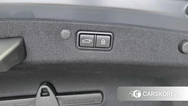 Hyundai The New Grandeur IG id 4758390 из Кореи 28