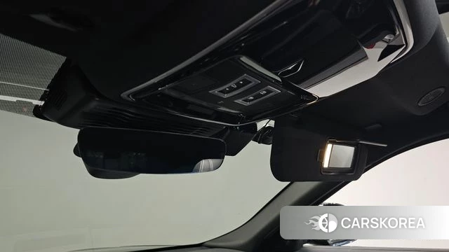 Land Rover Range Rover Velar id 4624757 из Кореи 28
