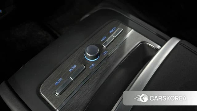 Hyundai Grandeur Hybrid (GN7) id 4640063 из Кореи 28