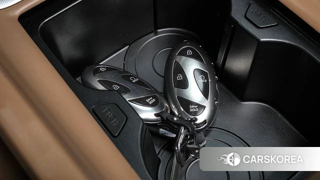 Hyundai Grandeur Hybrid (GN7) id 4517402 из Кореи 28