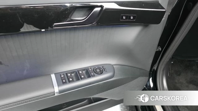 Hyundai Grandeur (GN7) id 4488171 из Кореи 28