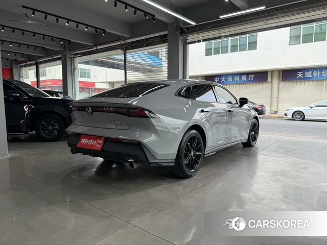 Chang'an UNI-V id 4374699 из Китая 28