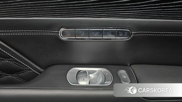 Genesis G90 (RS4) id 4893317 из Кореи 28