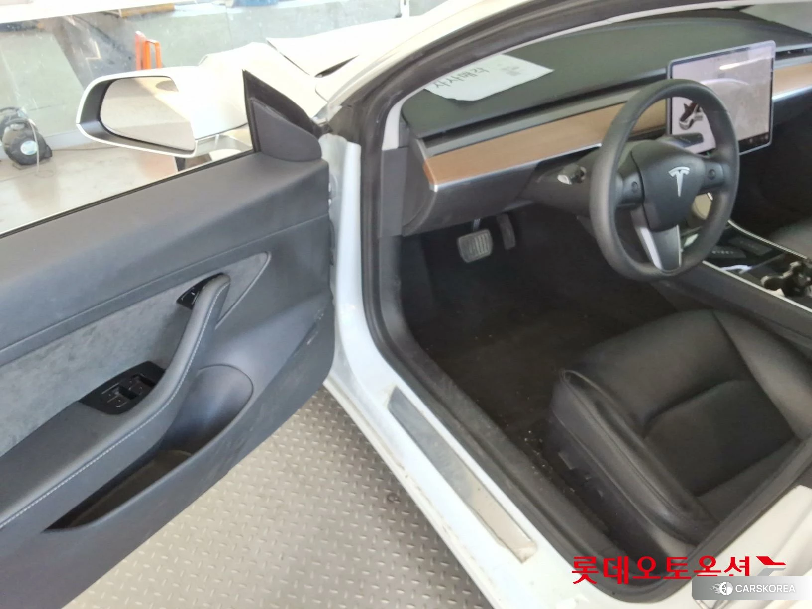 Tesla Model 3 Standard Range Plus RWD id 4679263 из Кореи 28