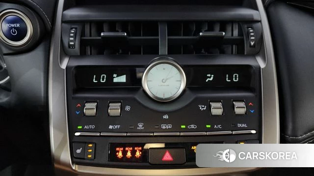 Lexus NX300h id 4377713 из Кореи 28
