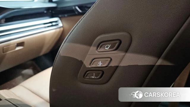 Hyundai Grandeur (GN7) id 4302589 из Кореи 28