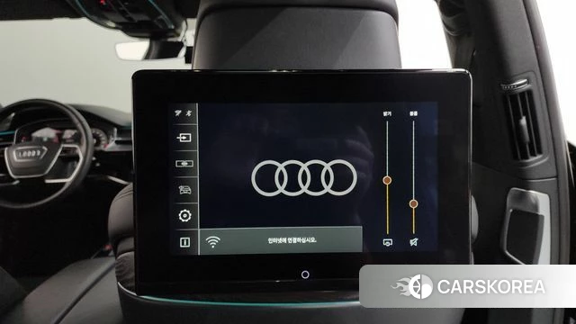 Audi A8 (D5) id 4591510 из Кореи 28