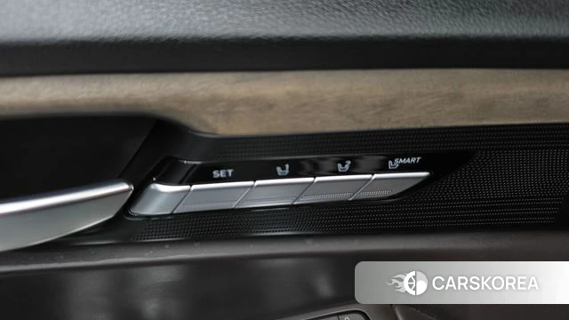 Genesis G90 id 4836910 из Кореи 28