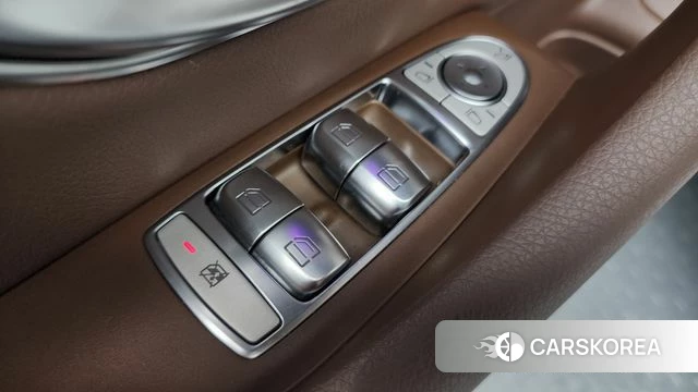Mercedes-Benz E-Class W213 id 4759875 из Кореи 28