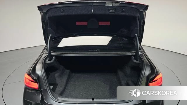 BMW 5 Series (G30) id 4898451 из Кореи 28