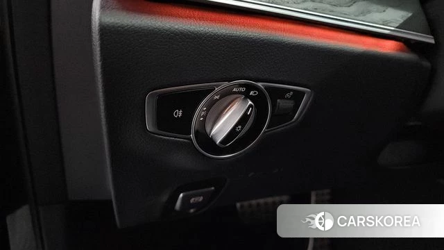 Mercedes-Benz E-Class W213 id 4609660 из Кореи 28