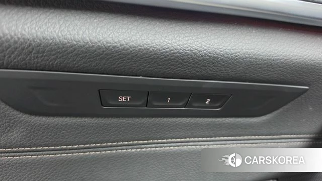 BMW 5 Series (G30) id 4780940 из Кореи 28