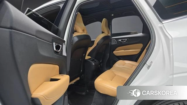 Volvo XC60 second Generation id 4292876 из Кореи 28