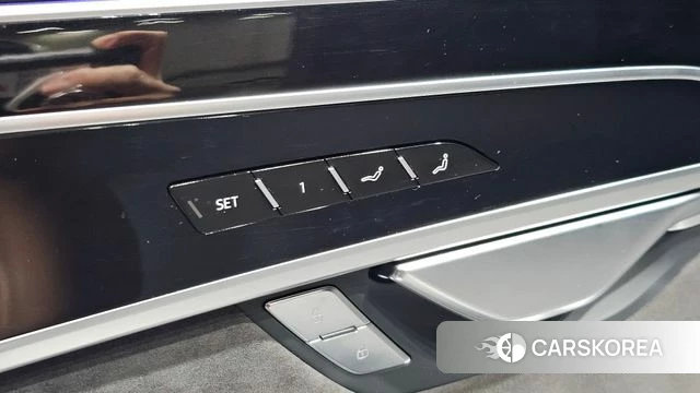 Audi A8 (D5) id 4703147 из Кореи 28
