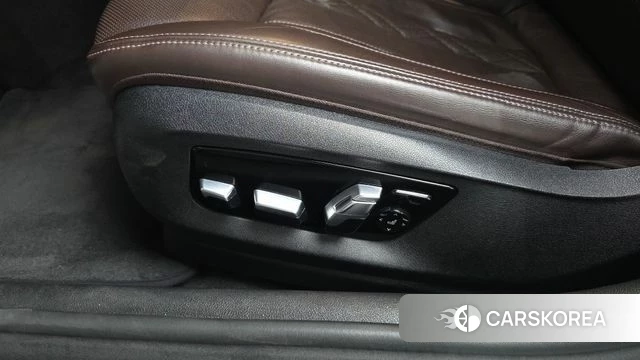 BMW 5 Series (G30) id 4502824 из Кореи 28