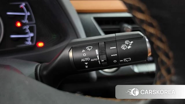 Lexus UX250h id 4732694 из Кореи 28