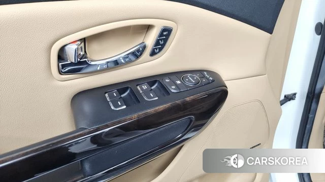 Kia The New Carnival id 4197201 из Кореи 28