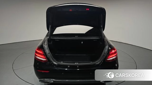 Mercedes-Benz E-Class W213 id 4586537 из Кореи 28