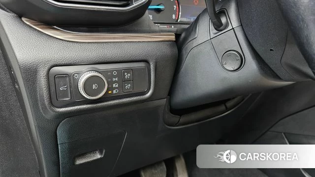 Ford Explorer 6th Generation id 4470338 из Кореи 28