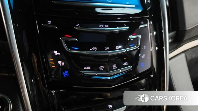 Cadillac Escalade id 4688977 из Кореи 28