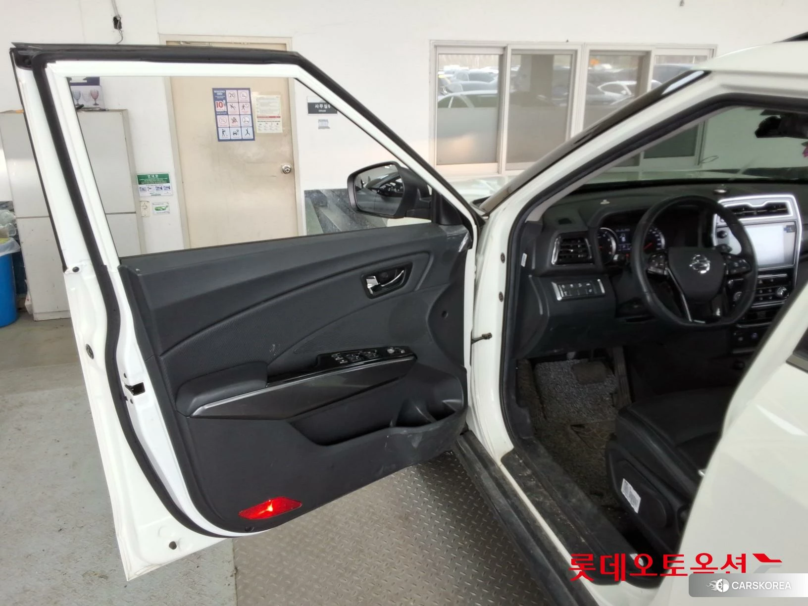 SsangYong Tivoli id 3888453 из Кореи 28