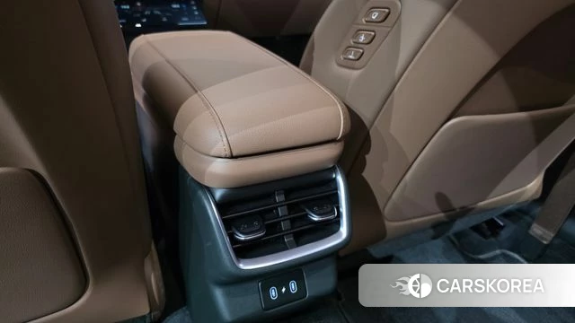Hyundai Grandeur (GN7) id 4847335 из Кореи 28