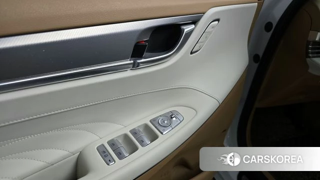 Hyundai The New Grandeur IG id 4309890 из Кореи 28