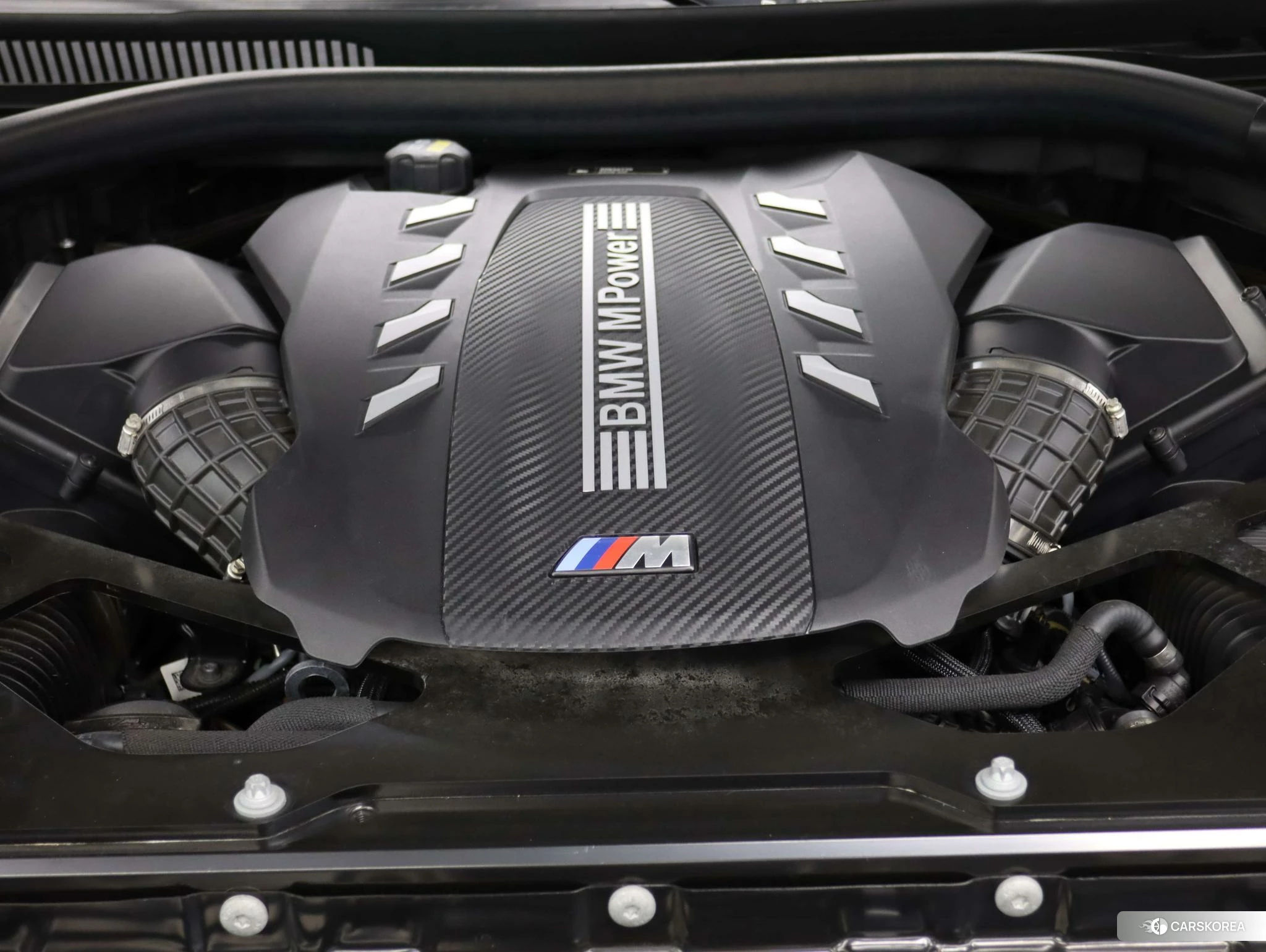 BMW X6 M id 4407168 из Китая 28
