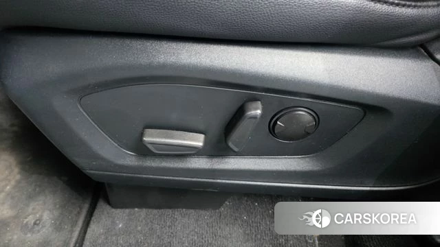 Ford Explorer 6th Generation id 4779352 из Кореи 28