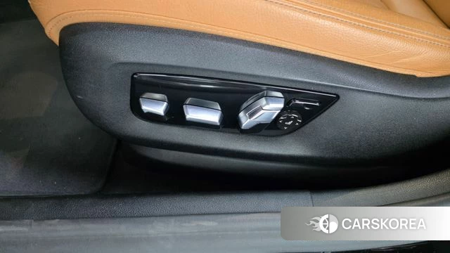 BMW 5 Series (G30) id 4303531 из Кореи 28