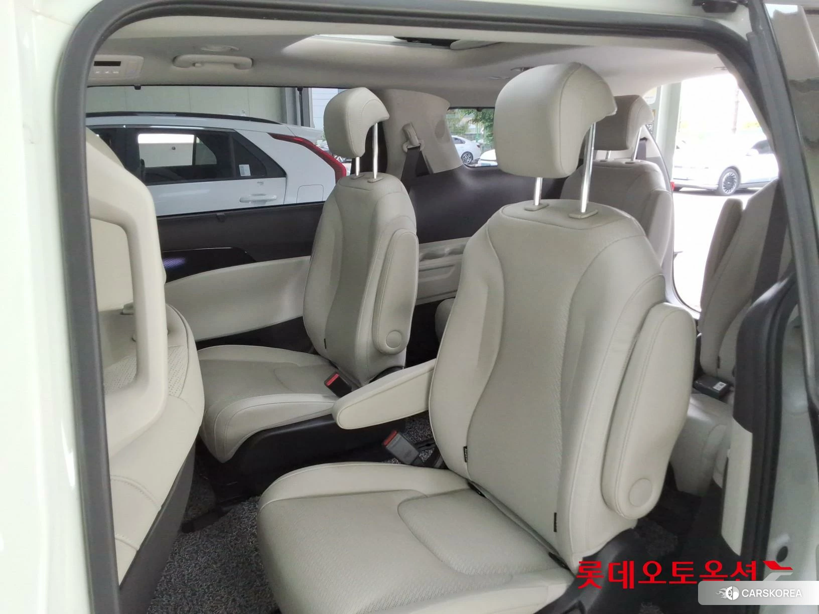 Kia Carnival id 4347368 из Кореи 28