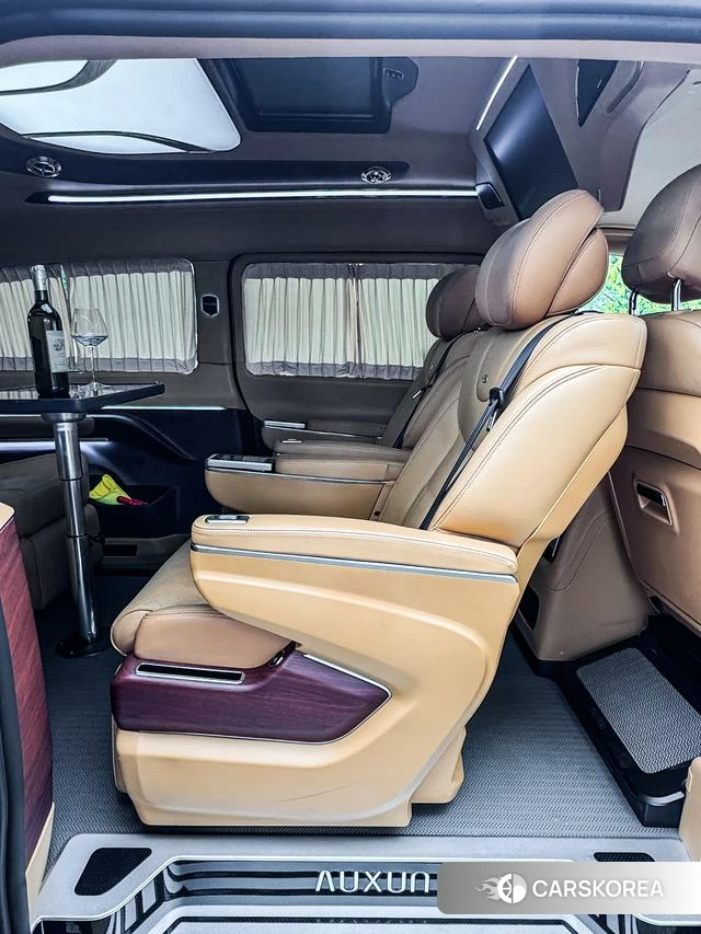 Mercedes-Benz V-class id 4276582 из Китая 28