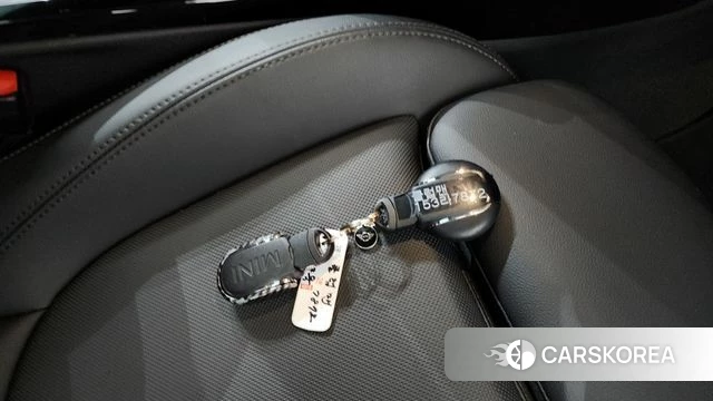 Mini Cooper Clubman id 4283428 из Кореи 28