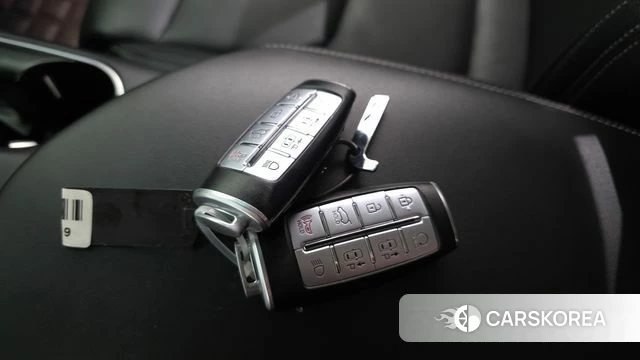 Genesis GV70 id 4793921 из Кореи 28