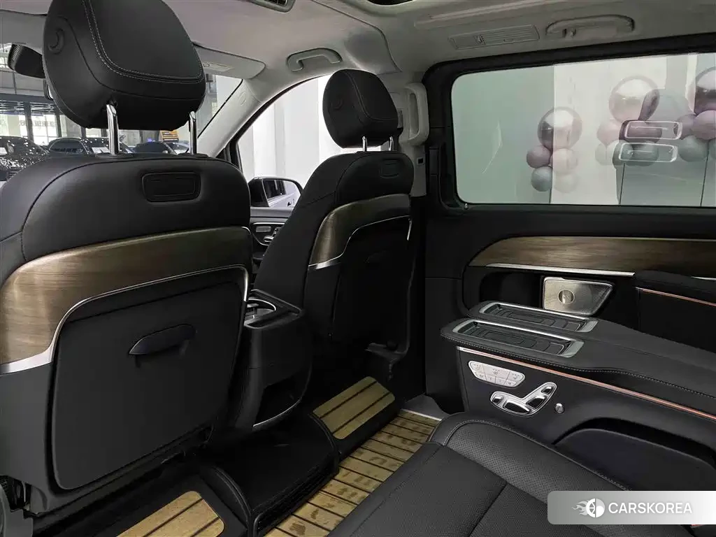 Mercedes-Benz V-Class id 4606866 из Китая 28