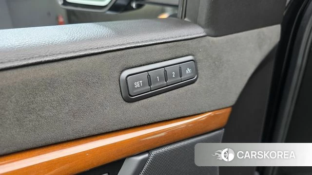 Cadillac Escalade id 4703652 из Кореи 28