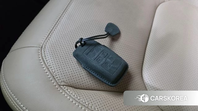 Land Rover Defender (L663) id 4734777 из Кореи 28