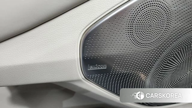 Genesis G90 id 4284903 из Кореи 28