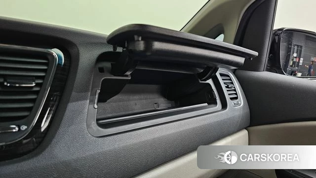 Kia The New Carnival id 4331511 из Кореи 28
