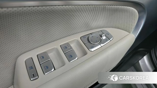 Genesis G70 id 4568230 из Кореи 28