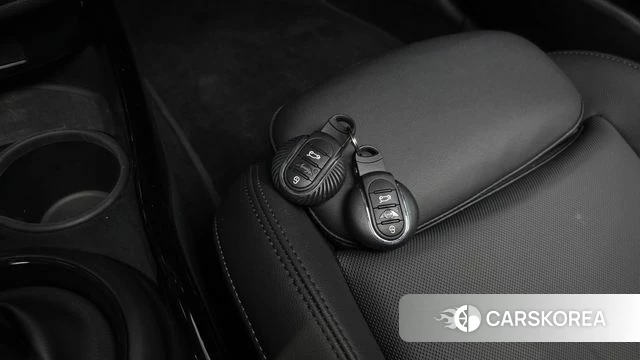 Mini Cooper S Clubman id 4292481 из Кореи 28