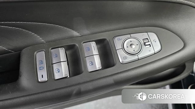 Hyundai The New Grandeur IG Hybrid id 4377549 из Кореи 28
