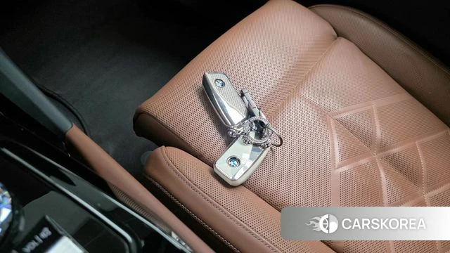 BMW i5 (G60) id 4185946 из Кореи 28