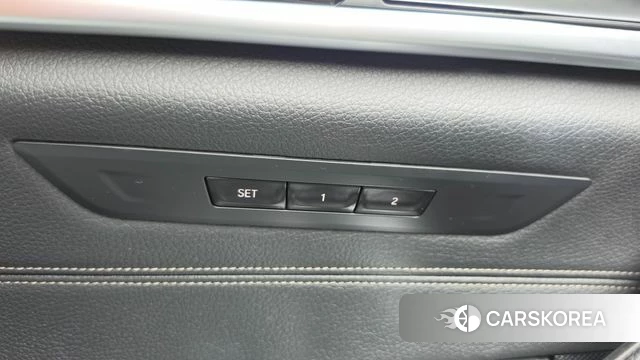 BMW 5 Series (G30) id 4899222 из Кореи 28
