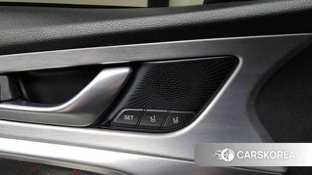 Genesis G70 id 4625922 из Кореи 28