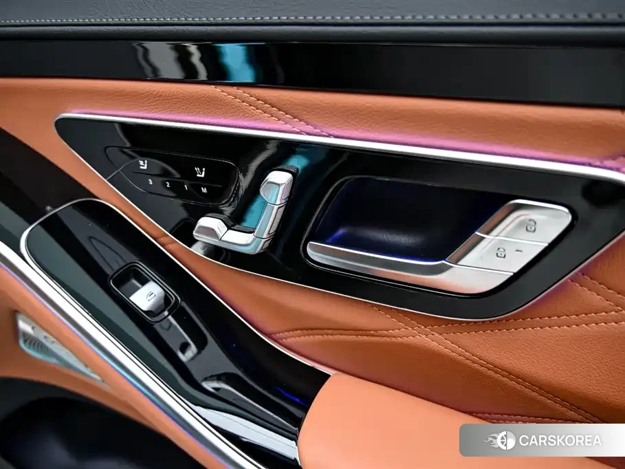 Mercedes-Benz Maybach S-Class id 4570564 из Китая 28