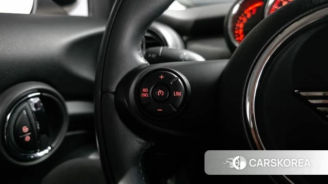 Mini Cooper id 4657799 из Кореи 28