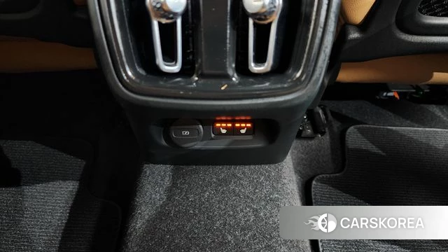 Volvo XC40 id 4445603 из Кореи 28